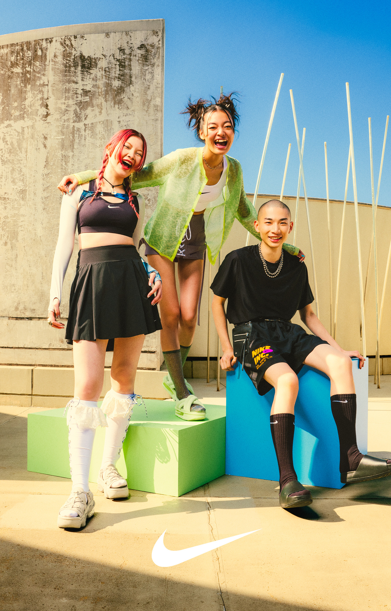 NIKE Invincible Summer